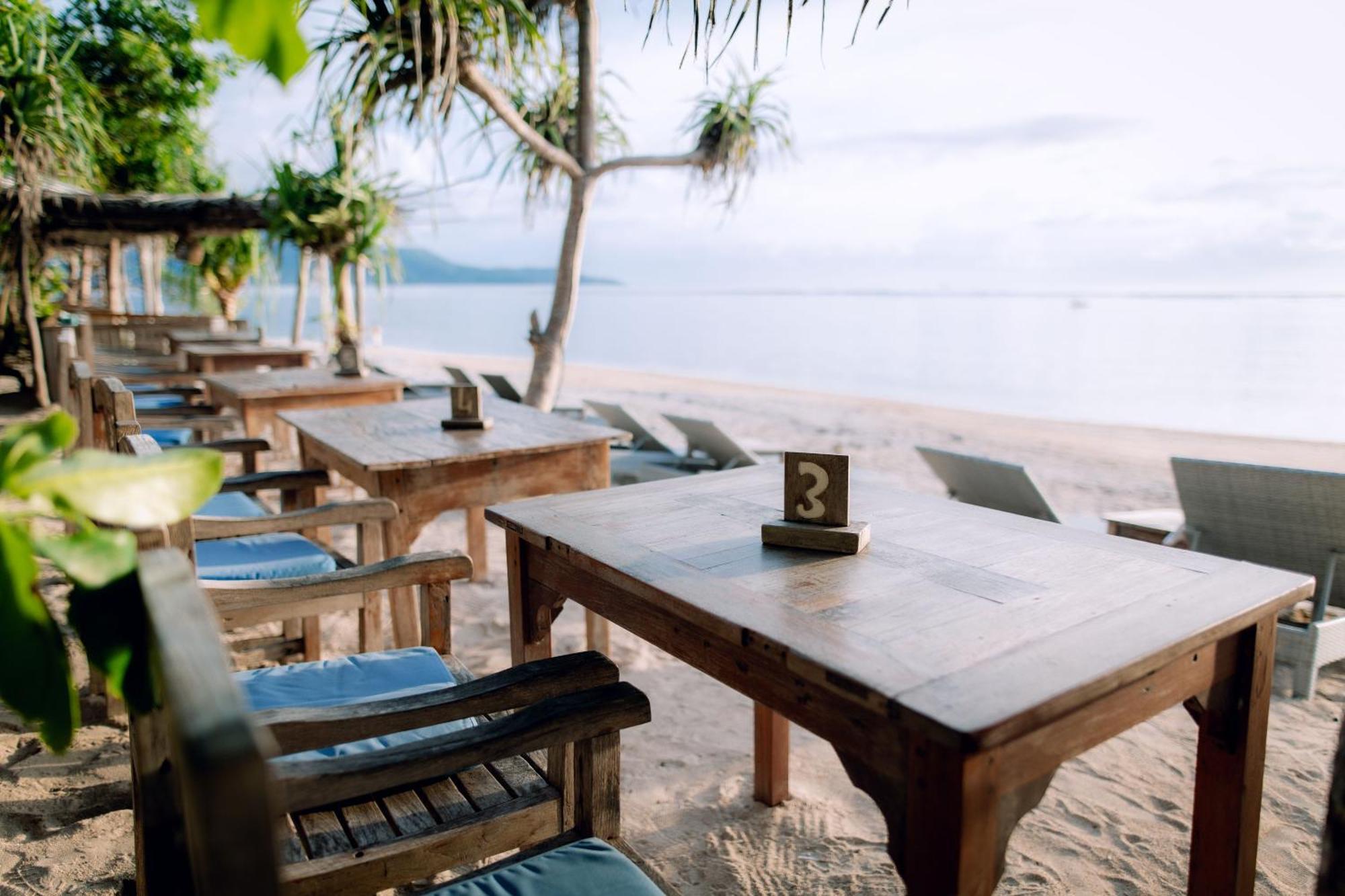 Island View Bar & Bungalow Gili Air Dış mekan fotoğraf