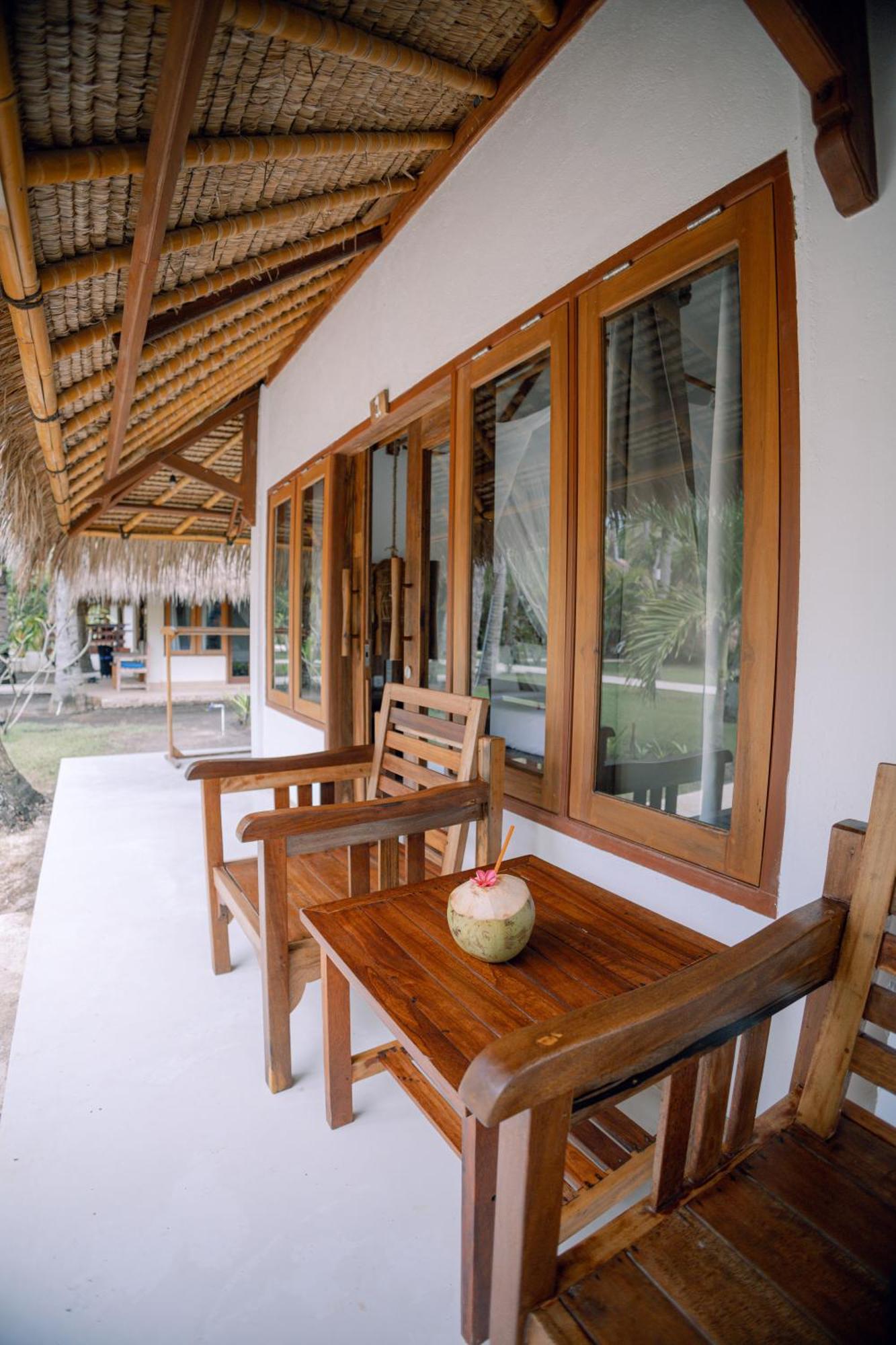 Island View Bar & Bungalow Gili Air Dış mekan fotoğraf
